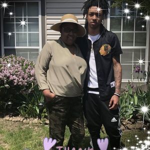 Meet your Posher, Carla